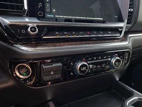 Used 2024 GMC Sierra 1500 Elevation w/ Elevation Premium Package image 18