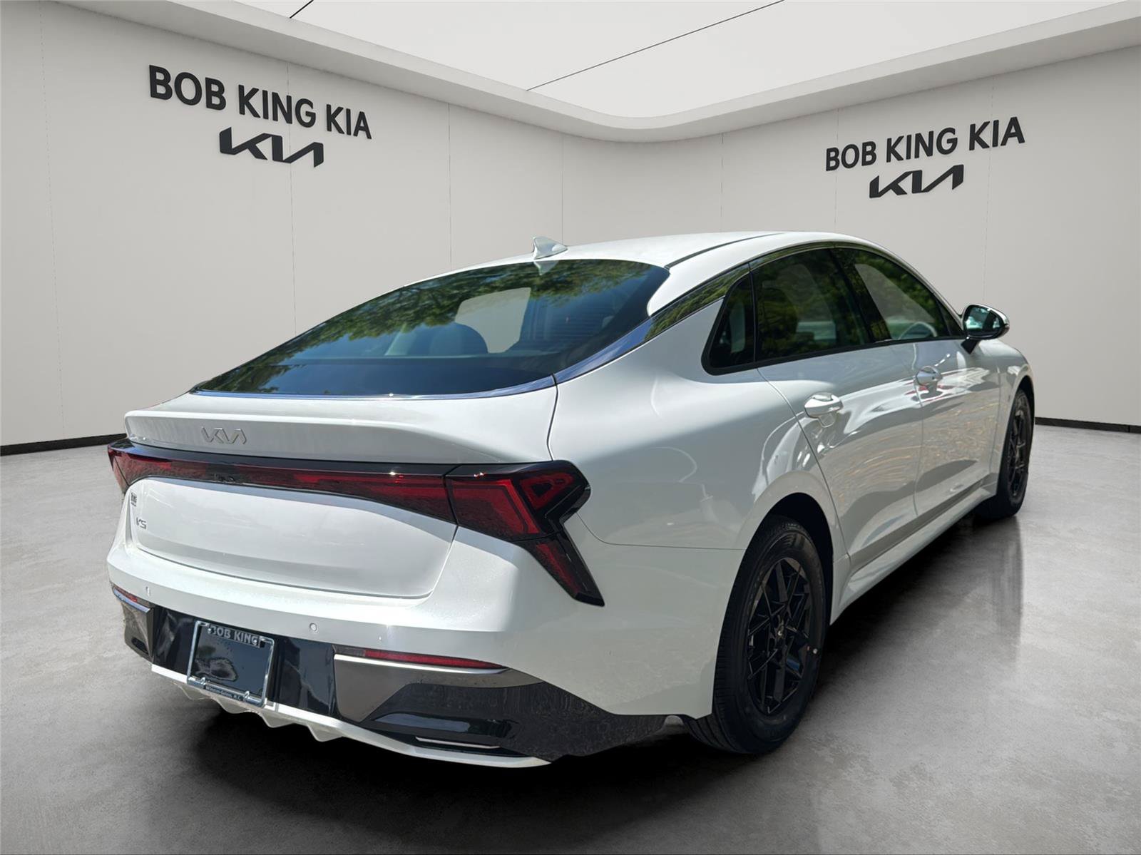 New 2026 Kia K5 LXS FWD image 5