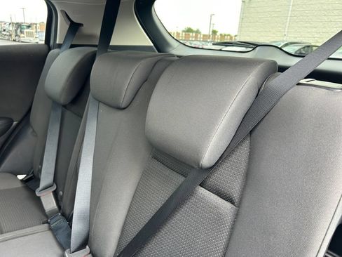 Used 2019 Honda HR-V EX image 17