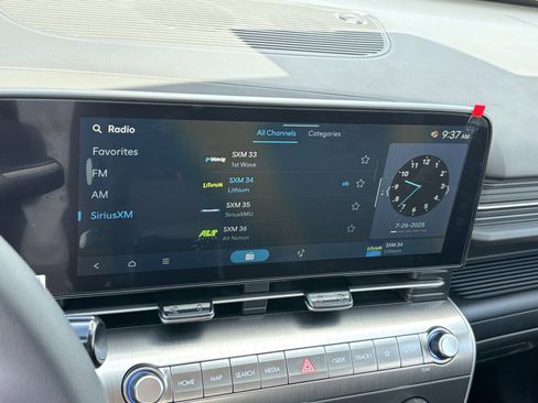 New 2026 Hyundai Kona SE image 16