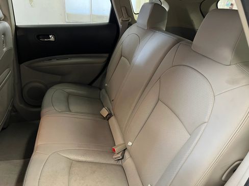 Used 2011 Nissan Rogue SV w/ SL Pkg AWD/4WD image 14