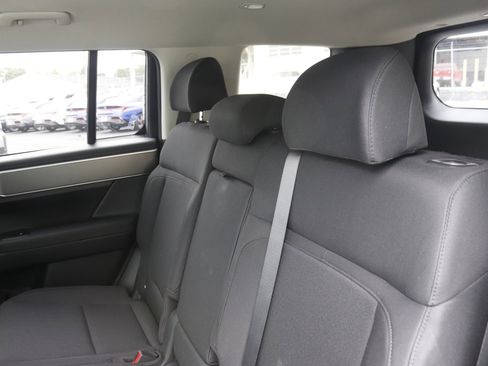 New 2025 Hyundai Santa Fe SE image 17