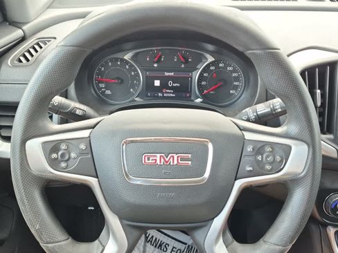 Used 2022 GMC Terrain SLE w/ Driver Convenience Package FWD image 18