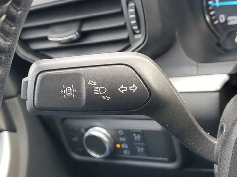 Used 2022 Ford Explorer XLT image 20