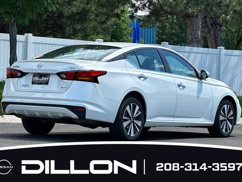 Used 2022 Nissan Altima 2.5 SV AWD/4WD image 4