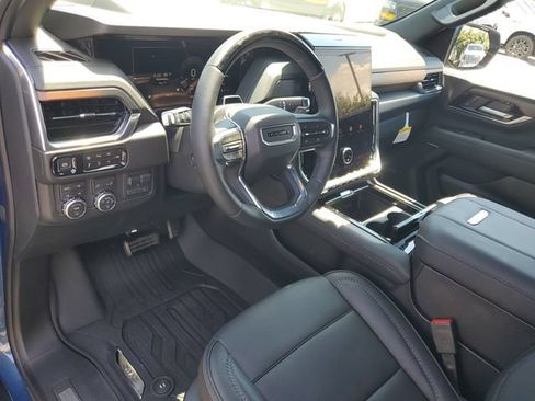 Used 2026 GMC Yukon Denali w/ Denali Reserve Package AWD/4WD image 6