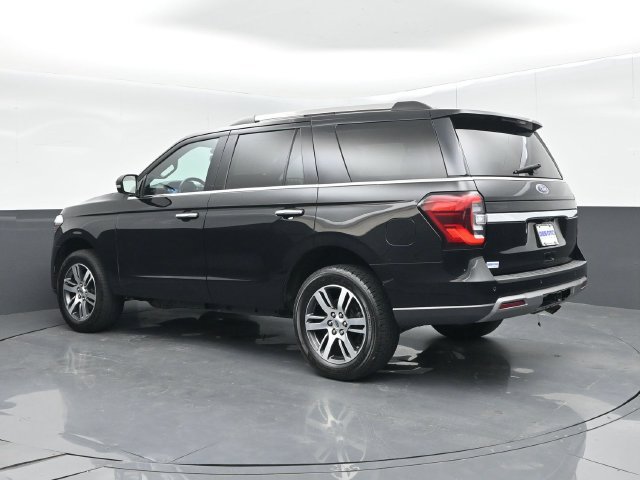 Used 2023 Ford Expedition Limited AWD/4WD image 6