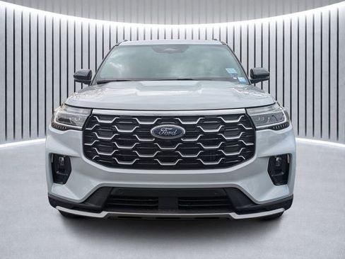 New 2026 Ford Explorer Platinum RWD image 8