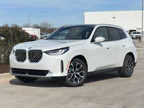New 2026 BMW X3 xDrive30 w/ Premium Package image 2