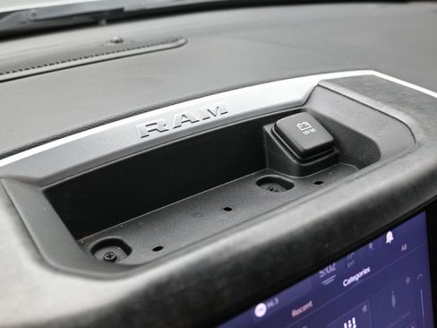 Used 2022 RAM 1500 Big Horn image 20