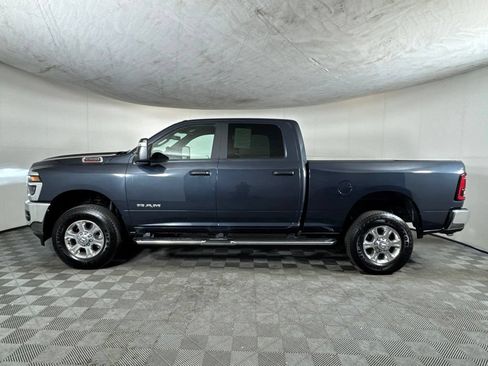 Used 2026 RAM 2500 Big Horn AWD/4WD image 9