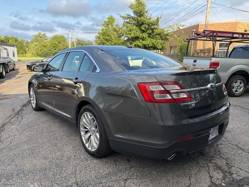 Used 2015 Ford Taurus Limited FWD image 4