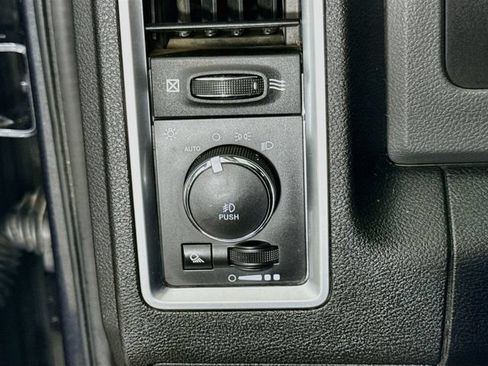 Used 2019 RAM 1500 Warlock w/ Electronics Group AWD/4WD image 10