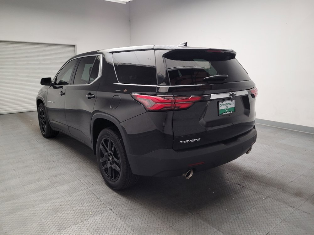 Used 2022 Chevrolet Traverse LS FWD image 5