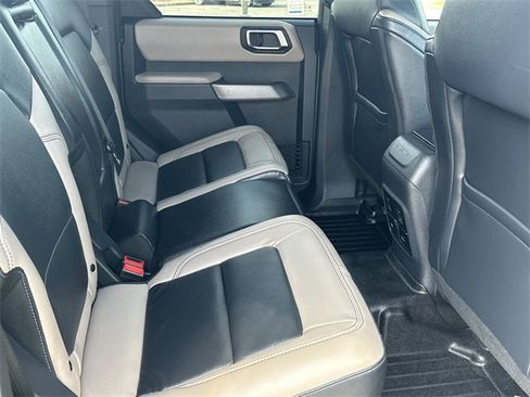 Used 2022 Ford Bronco Wildtrak image 15