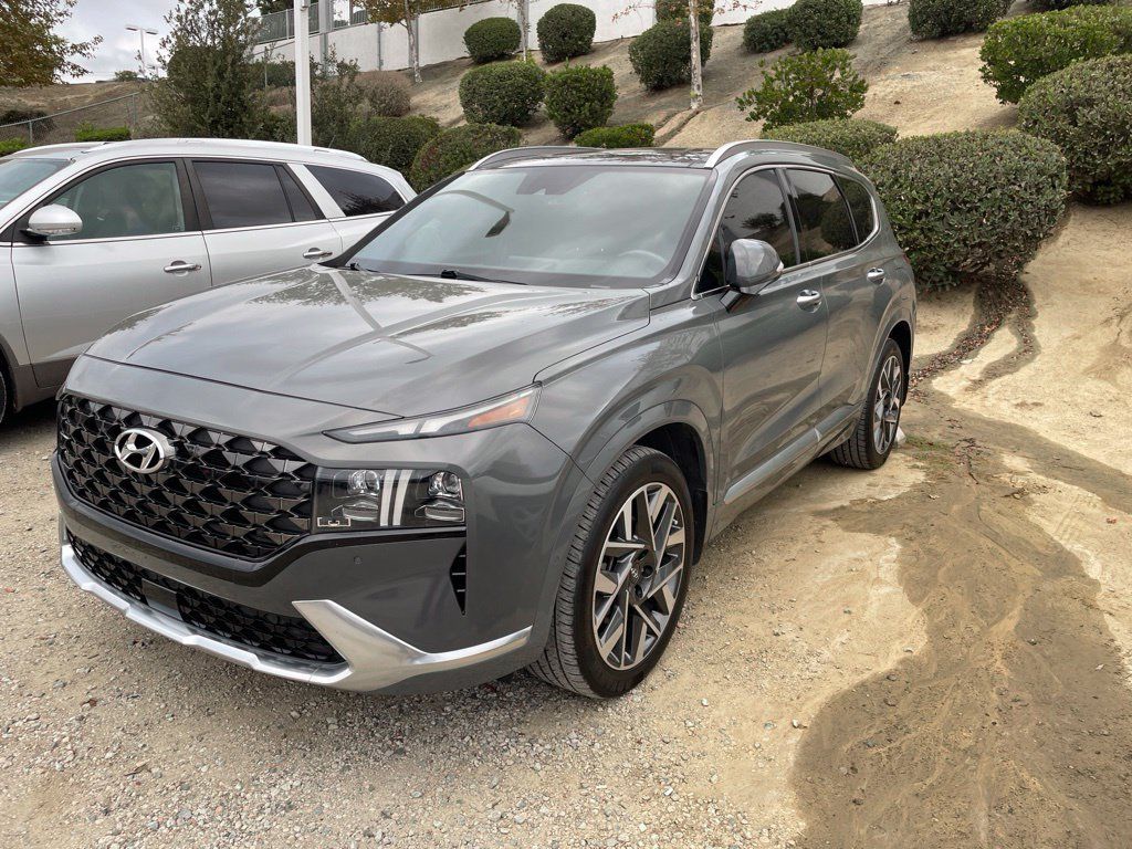 Used 2022 Hyundai Santa Fe Calligraphy FWD image 4