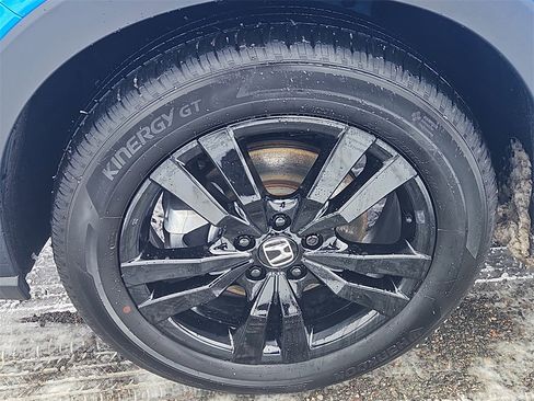 Certified 2026 Honda HR-V Sport image 7