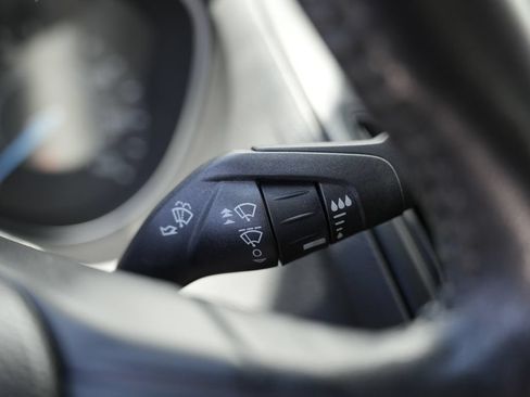 Used 2017 Ford Focus SE FWD image 50