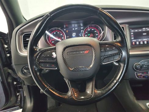 Used 2020 Dodge Charger SXT w/ Leather Interior Group image 13