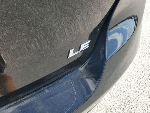 Used 2014 Toyota Venza LE image 38