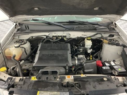 Used 2011 Ford Escape Limited image 26
