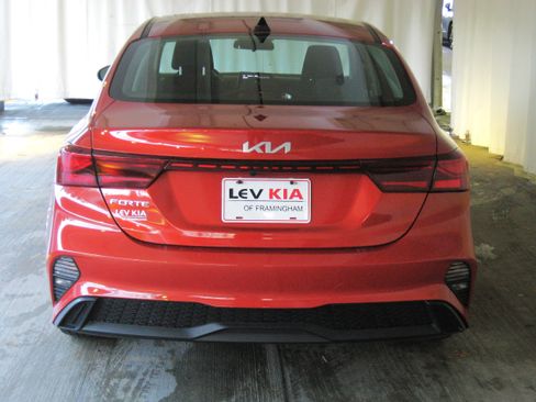 Used 2023 Kia Forte LXS image 21