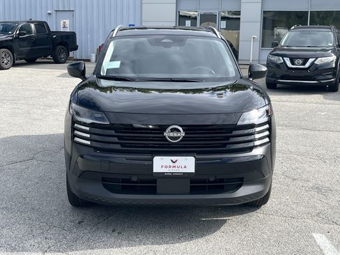 New 2026 Nissan Kicks SV w/ SV Premium Package AWD/4WD image 2