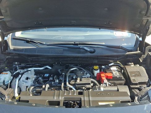 Certified 2025 Nissan Kicks SR AWD/4WD image 28