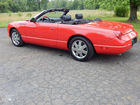 Used 2002 Ford Thunderbird RWD image 11