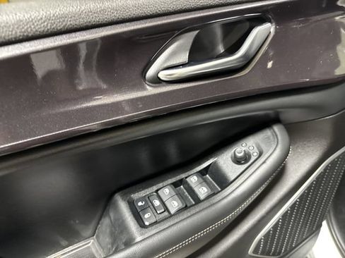 Used 2021 Jeep Grand Cherokee L Laredo AWD/4WD image 21