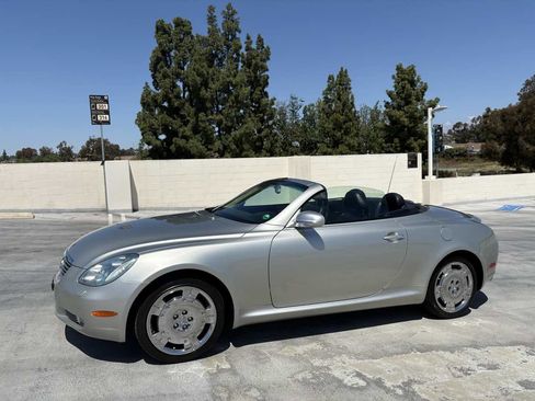 Used 2002 Lexus SC 430 Convertible image 10