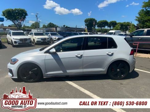 Used 2018 Volkswagen GTI SE FWD image 5