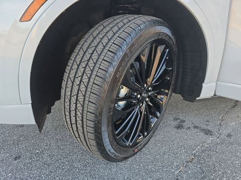 New 2026 Lincoln Corsair Reserve image 32