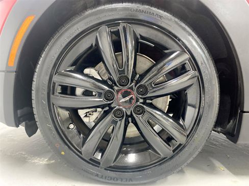 Used 2021 MINI Cooper S w/ 6.5" Touchscreen Package image 23