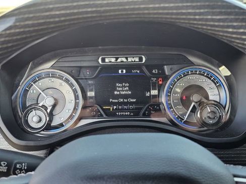 Used 2019 RAM 1500 Limited image 12