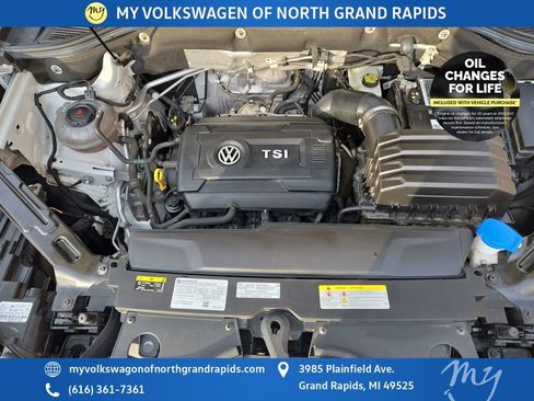 Used 2023 Volkswagen Atlas Cross Sport SEL R-Line image 27