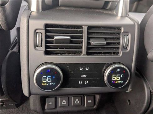 Used 2021 Land Rover Discovery S R-Dynamic image 18