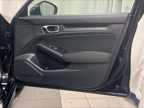 Used 2025 Honda Civic Sport image 12