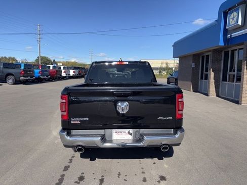 Used 2024 RAM 1500 Laramie image 8