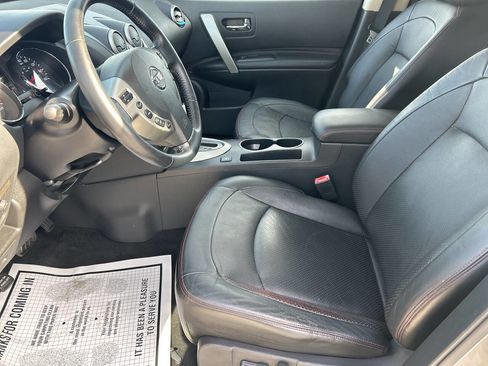 Used 2011 Nissan Rogue SV w/ SL Pkg image 13