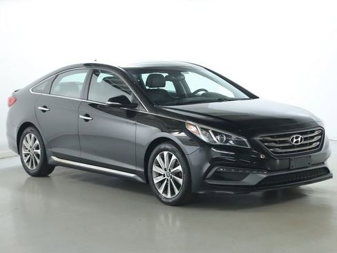 Used 2017 Hyundai Sonata Sport w/ Value Edition Package 02 image 11