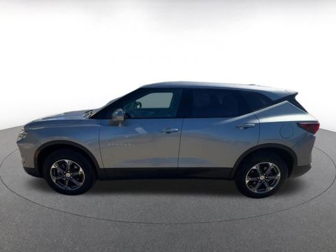 Used 2025 Chevrolet Blazer LT image 9