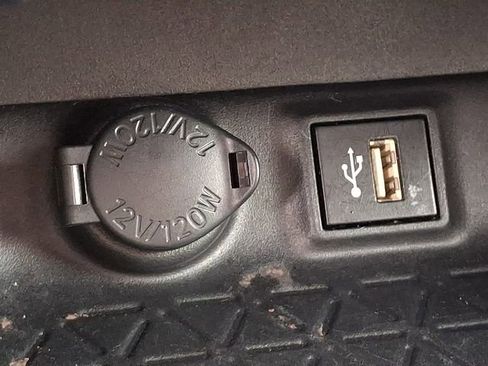 Used 2024 Toyota RAV4 XLE image 26