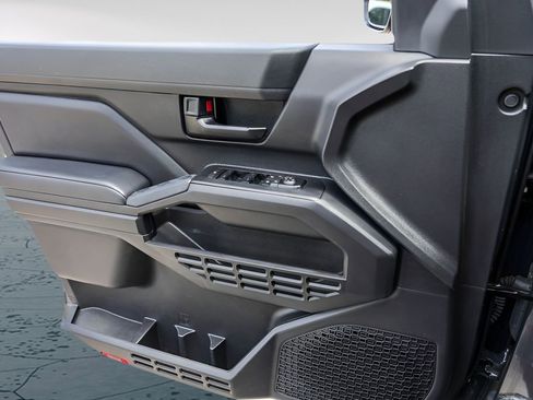 Used 2024 Toyota Tacoma SR RWD image 23