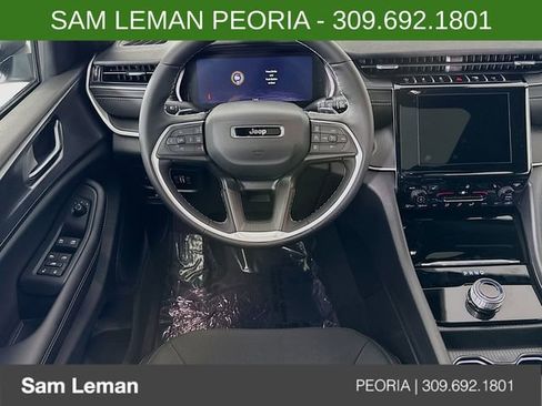 New 2025 Jeep Grand Cherokee Laredo X w/ Luxury Tech Group I image 22