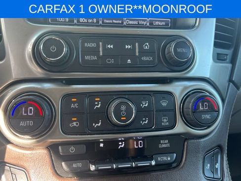 Used 2017 Chevrolet Suburban LT AWD/4WD image 32