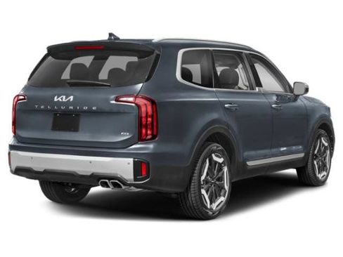 Used 2025 Kia Telluride S FWD image 5