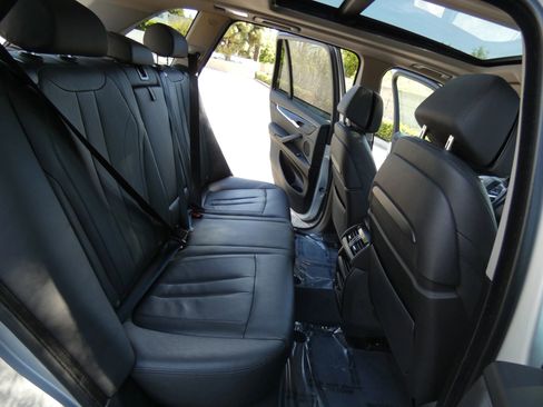 Used 2015 BMW X5 xDrive50i image 34