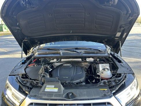 Used 2020 Audi Q5 2.0T Premium w/ Convenience Package image 31