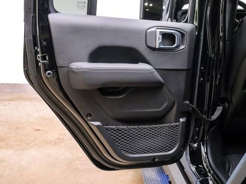 Used 2024 Jeep Wrangler Unlimited Rubicon 392 image 62